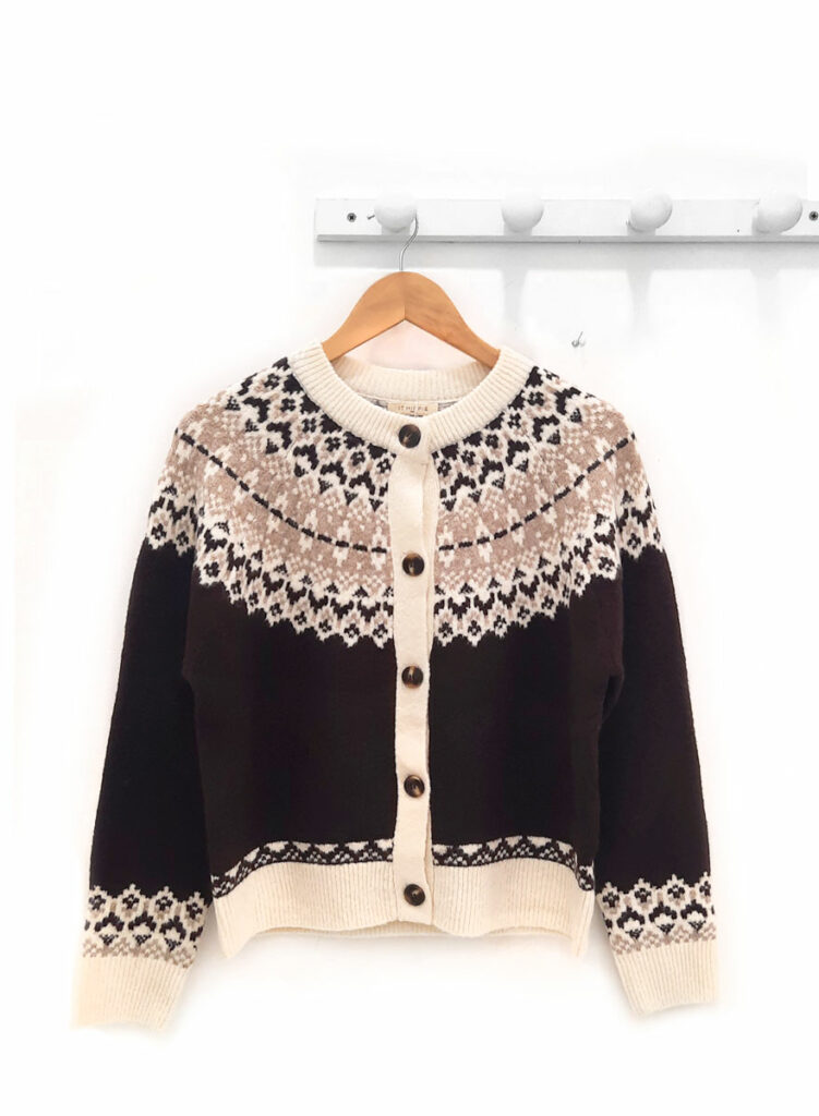 Chaqueta-manga-larga-chocolate-Claire