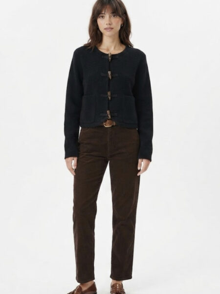 Ropa 3 Chaqueta negra gruesa Laia
