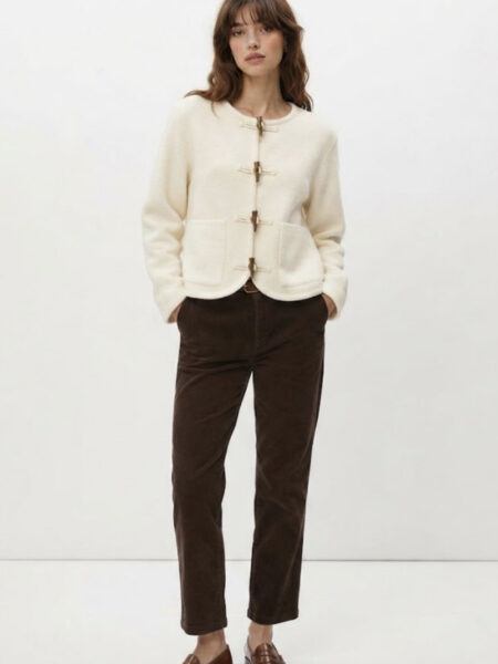 Ropa 254 Chaqueta crema gruesa Laia
