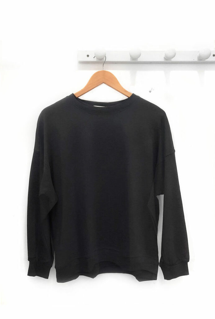 Sudadera negra Miska