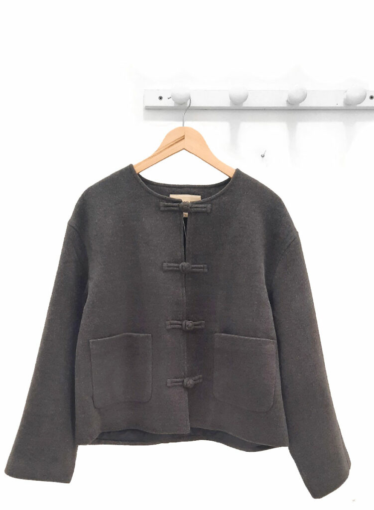 Cazadora-de-paño-gris-Maggie