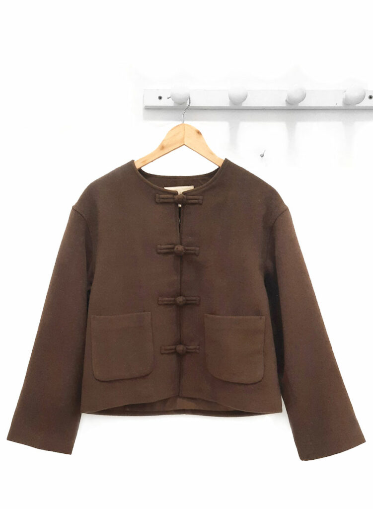 Cazadora-de-paño-marron-Maggie